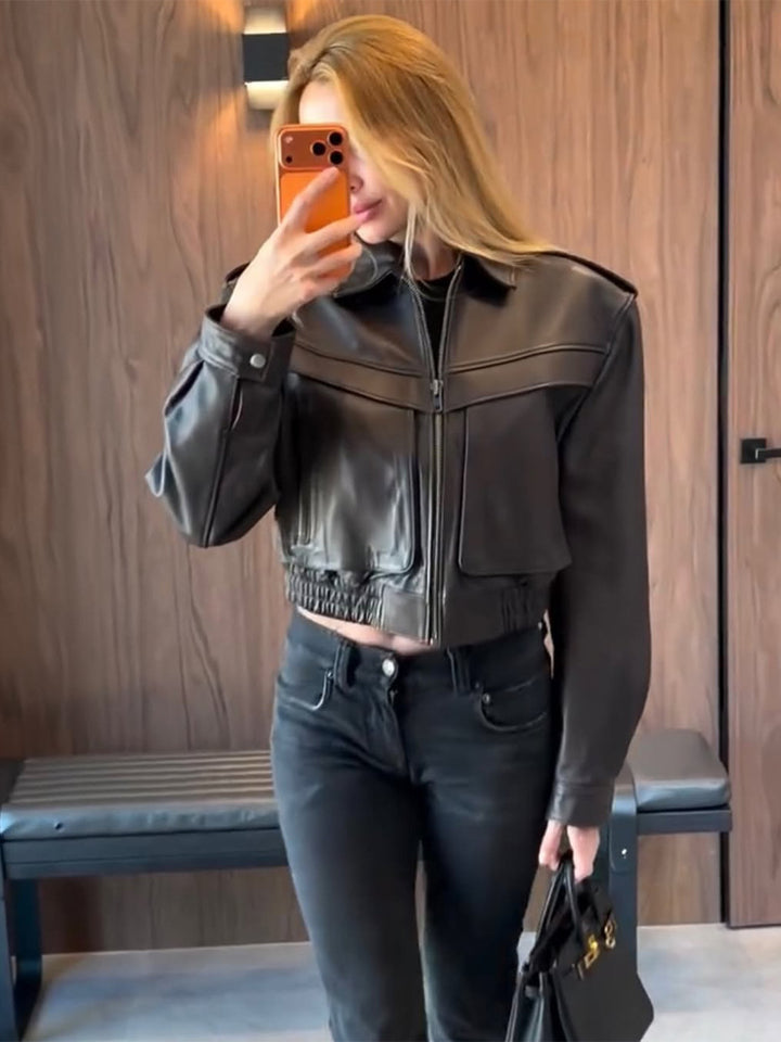 Damen Kurz geschnittene Lederjacke mit elastischem Saum und aufgesetzten Brusttaschen Drune