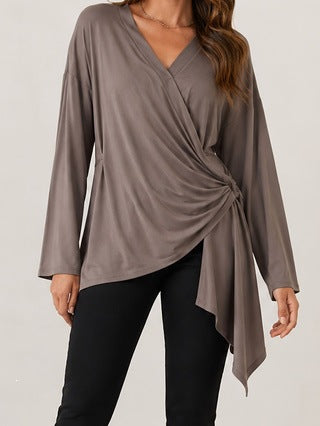 Damen Wickelshirt mit seitlicher Knotenpartie, V‑Ausschnitt und asymmetrischem Saum Drune