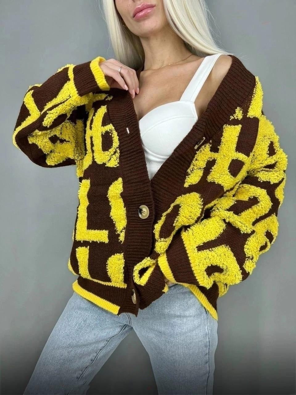 Damen Grobstrick-Cardigan mit kreativem Schriftzug und hochwertigem Material Drune