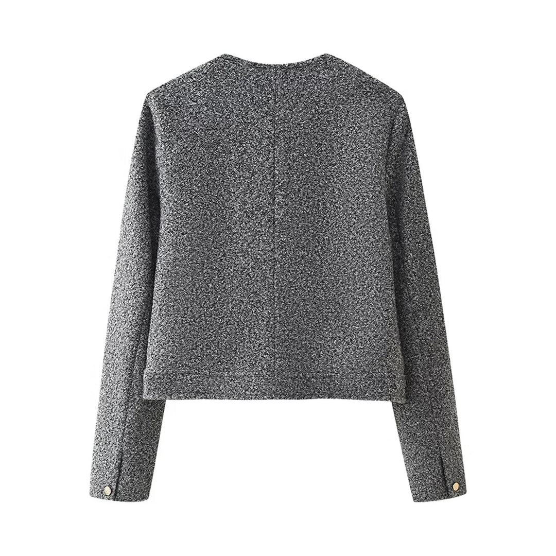 Damen nan kurz geschnittene Bouclé-Jacke mit cleanem Rundhalsausschnitt, aufgesetzten Fronttaschen und dezenten Metallknöpfen Drune