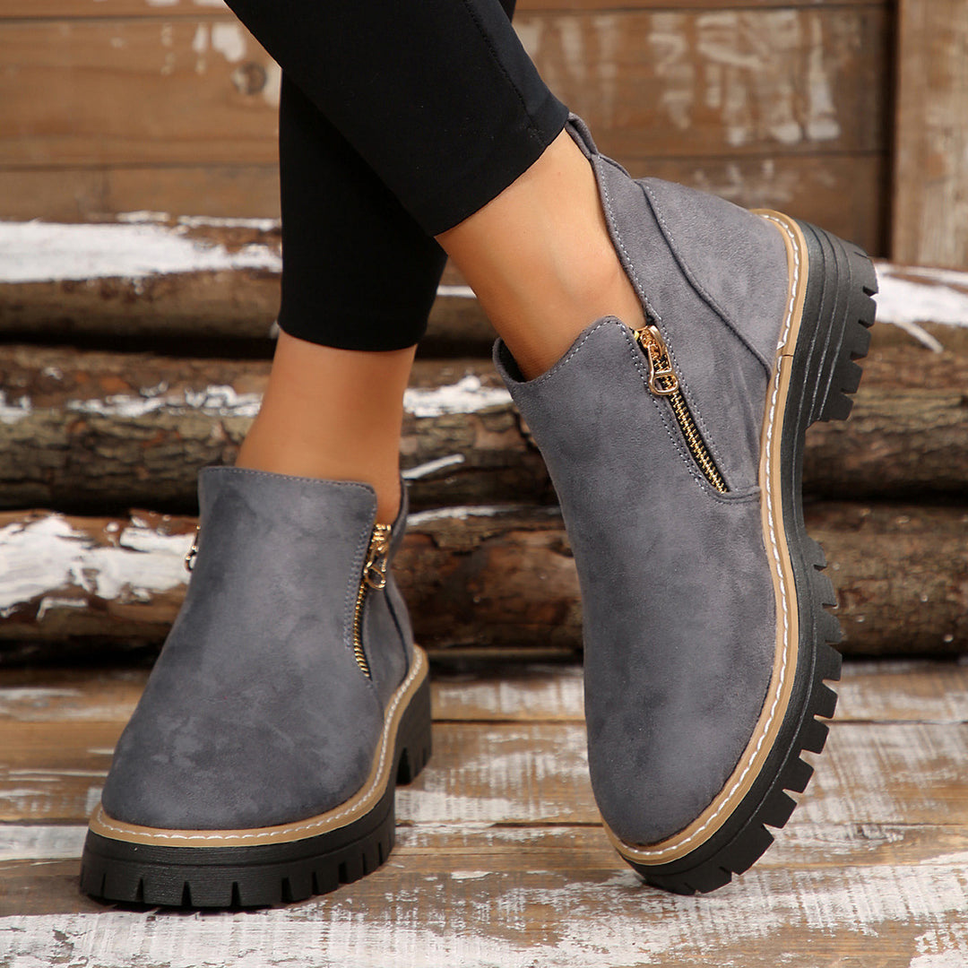 Damen nan Wildlederstiefelette mit robuster Profilsohle und seitlichem Reißverschluss Drune