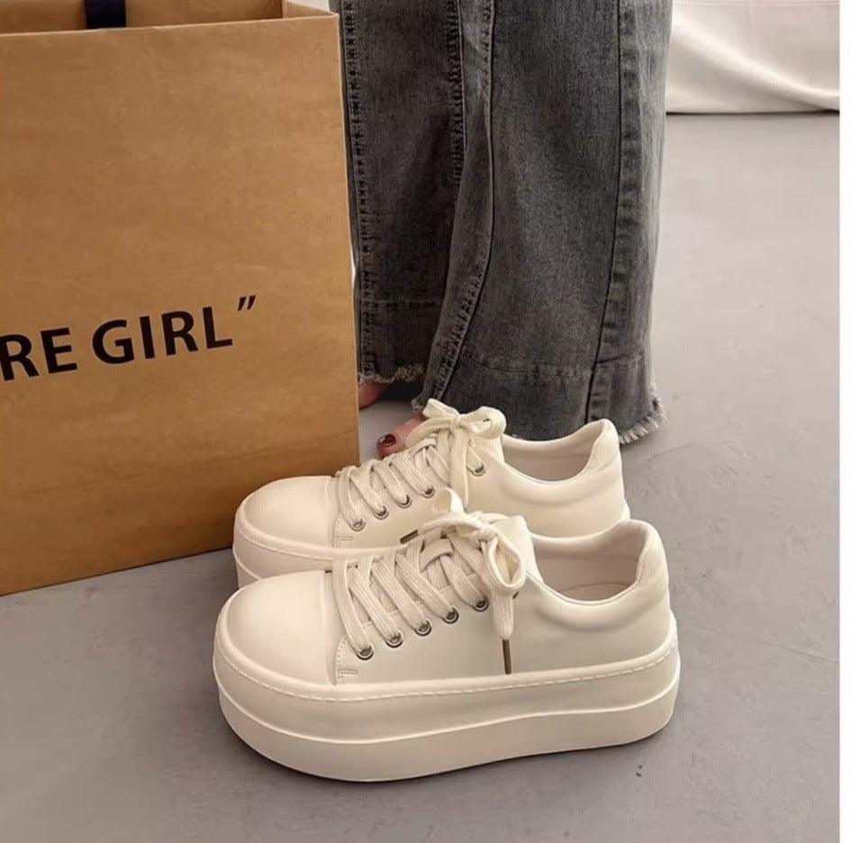 Damen Sneaker mit modischer Plateau-Sohle Drune