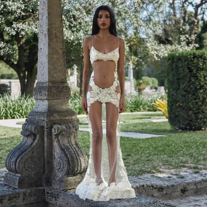 Damen luxuriöses Spitzen-Nachthemd mit tiefem V-Ausschnitt und eleganten Spaghettiträgern Drune