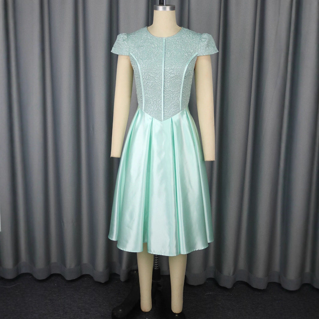 Damen Festliches Cocktailkleid mit floralem Spitzenoberteil und schwingendem Rock Drune