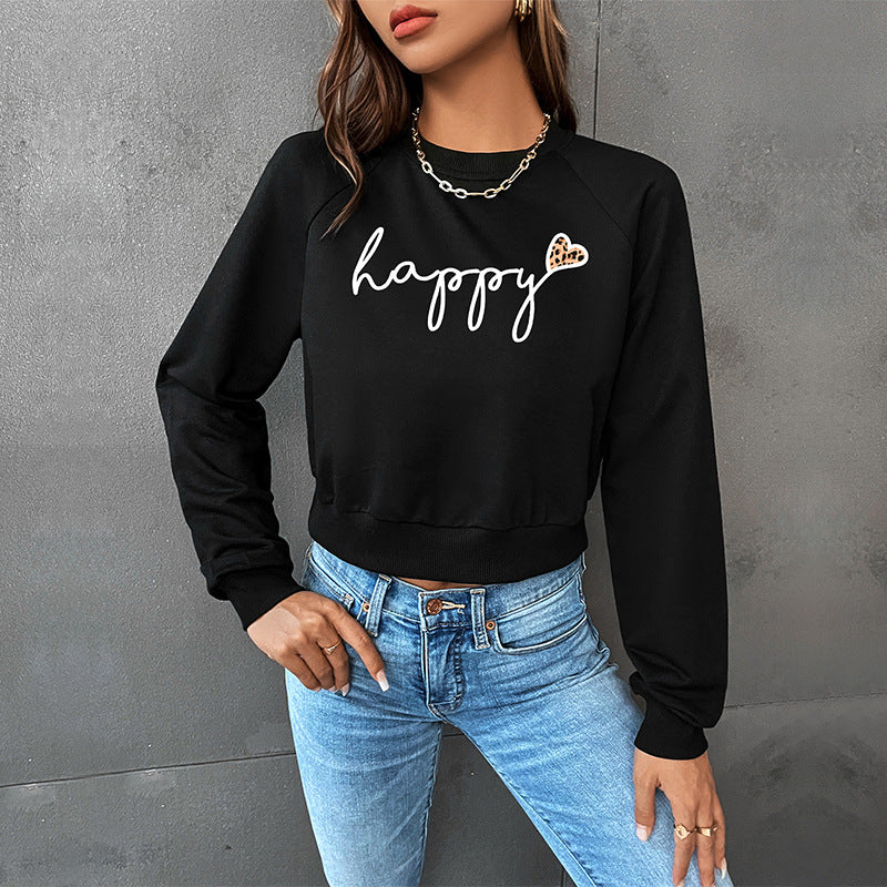 Damen Cropped-Sweatshirt mit Script-Print, Herz-Applikation und Raglanärmeln Drune