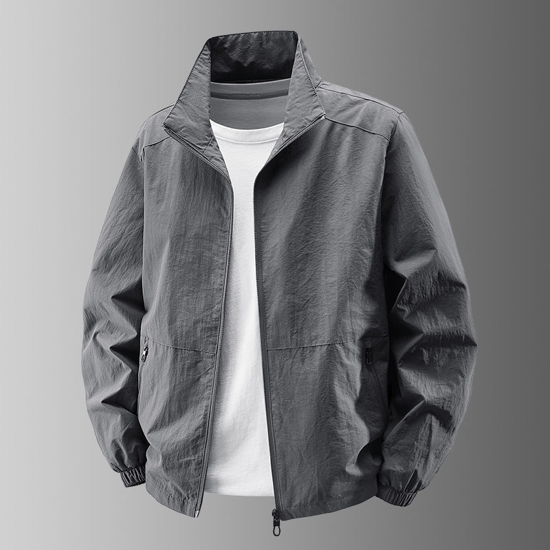 Herren nan atmungsaktive leichte Windjacke mit Stehkragen, elastischen Bündchen und verdeckten Reißverschlusstaschen Drune