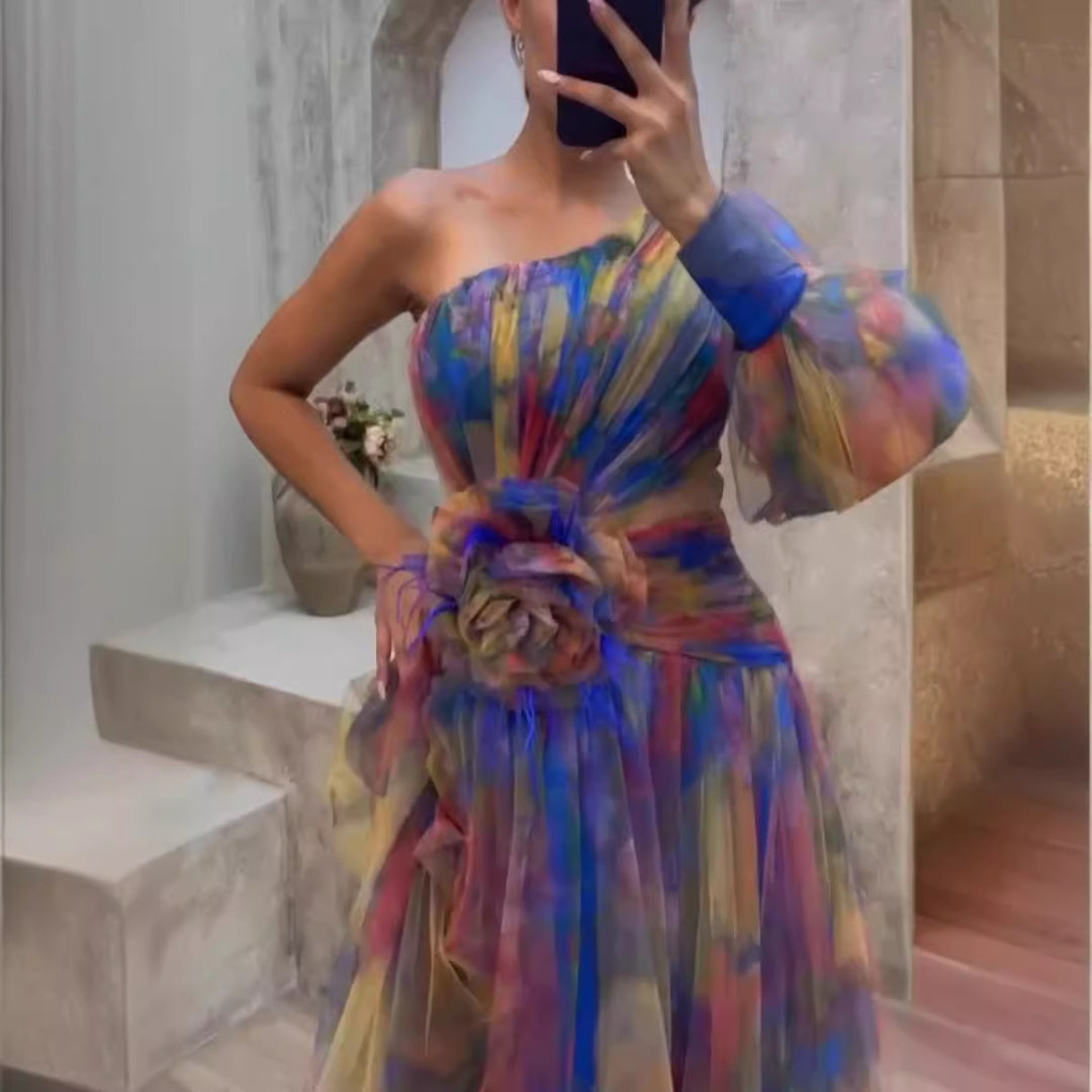 Damen Elegantes Maxi-Kleid mit asymmetrischem Design und floralen Akzenten Drune