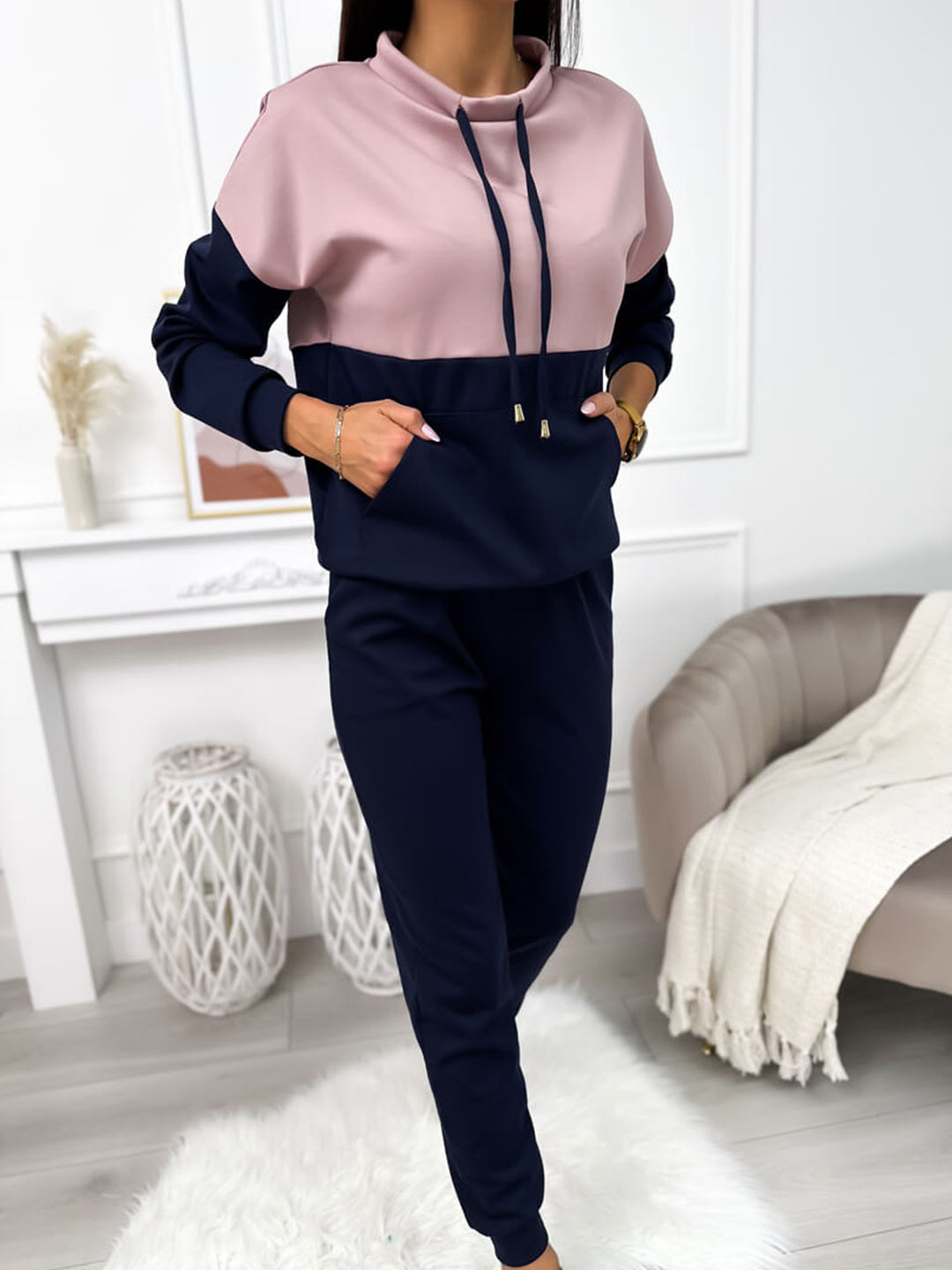 Damen Zweiteiliges Loungewear‑Set mit Stehkragen, Kängurutasche und schmaler Jogginghose Drune