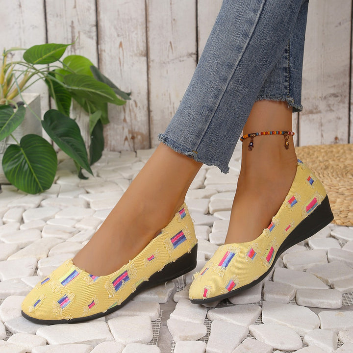 Damen Komfort-Ballerinas mit leichtem Keilabsatz, Materialmix und gepolstertem Fußbett Drune