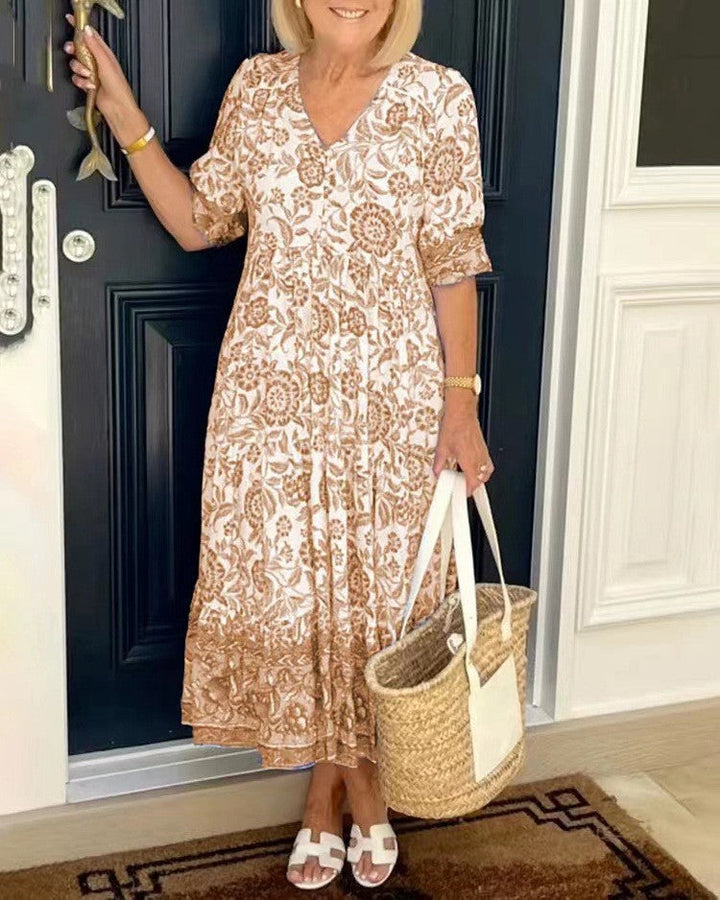 Drune | Kleid mit V-Ausschnitt und Print in Übergröße