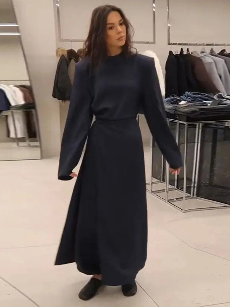 Damen Maxikleid mit taillierter Silhouette, ausgestelltem Rock und markanten Schultern Drune