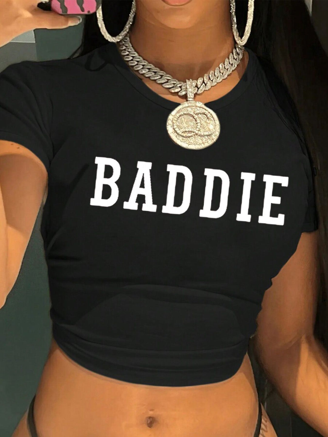 Damen figurbetontes Kurzarm-T-Shirt mit verspieltem Aufdruck Drune
