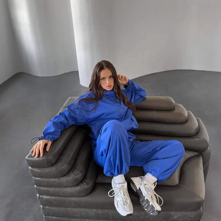 Damen leichte Windjacke im Oversized Schnitt mit Kordelzug und Druckknopfdetails Drune