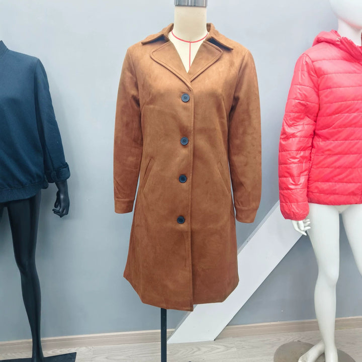 Damen nan langer Veloursimitat-Mantel mit klassischem Revers, markanter Knopfleiste und schrägen Eingrifftaschen Drune