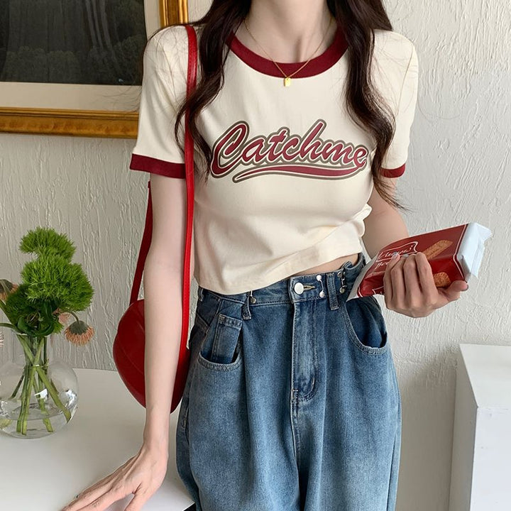 Damen lässiges Crop-Top mit kontrastierenden Ärmeln und kreativem Schriftzug Drune
