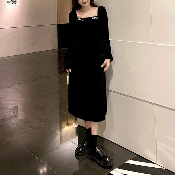 Damen Elegantes samtiges Maxikleid mit Rüschendetails Drune