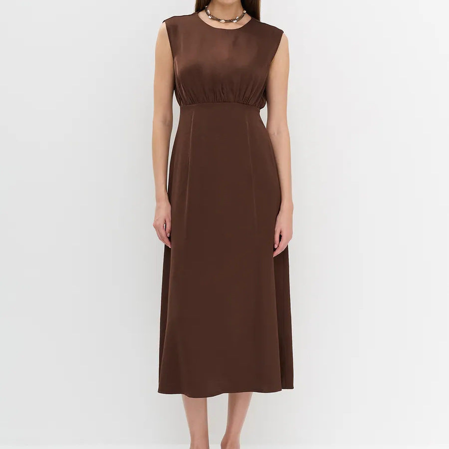 Damen Maxikleid mit elegantem Schnitt und raffinierter Taillierung Drune