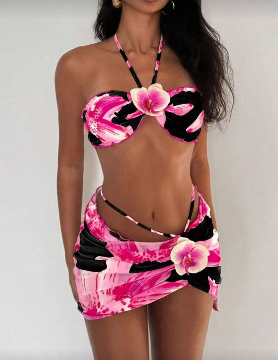 Damen Bikini-Set mit floralem Wickelrock und verstellbarem Oberteil Drune