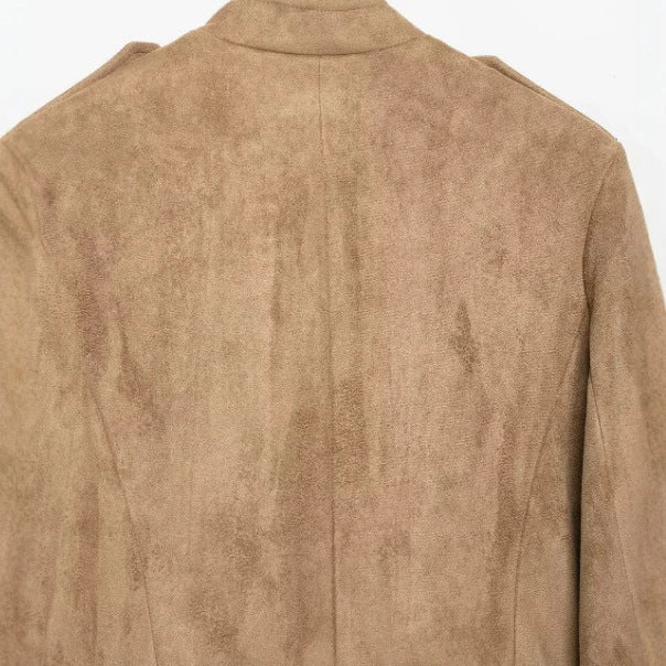 Damen Cropped Velourslederblouson im Military‑Look mit dekorativer Paradeknopfleiste Drune