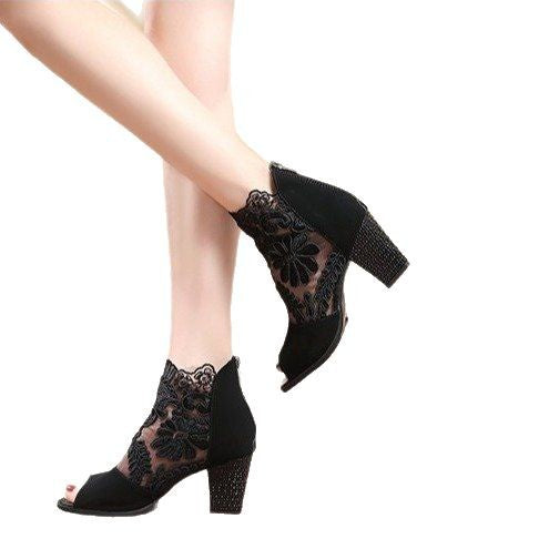 Damen Spitzen-Open-Toe Stiefelette mit floralem Sticknetz und dekorativem Blockabsatz Drune