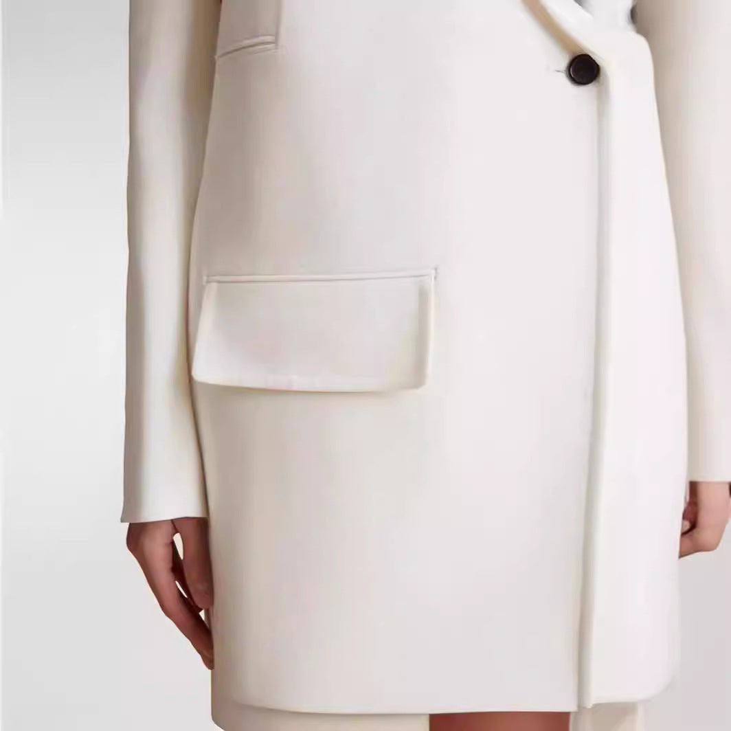 Damen Minimalistischer Longblazer mit asymmetrischer Ein‑Knopf‑Front und cleanem Longline‑Schnitt Drune