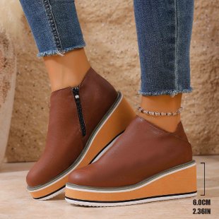 Damen nan Keilabsatz-Stiefelette mit seitlichem Reißverschluss und gepolstertem Komfortfußbett Drune