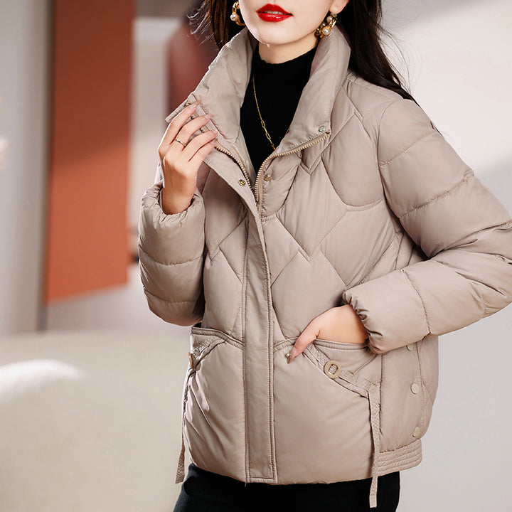 Damen Kurze Steppjacke mit Kapuze und praktischen Taschen Drune