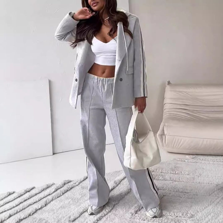 Damen nan sportlich-elegantes Blazer-Zweiteiler mit Kapuzenblazer und weiter Trainingshose mit seitlichem Streifen Drune