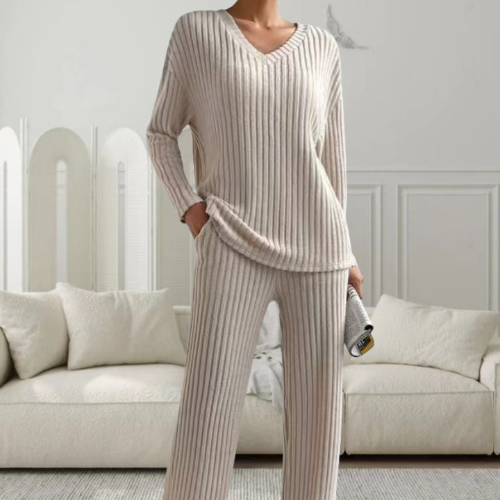 Damen Strickanzug mit modischem V-Ausschnitt und feinem Rippdesign Drune