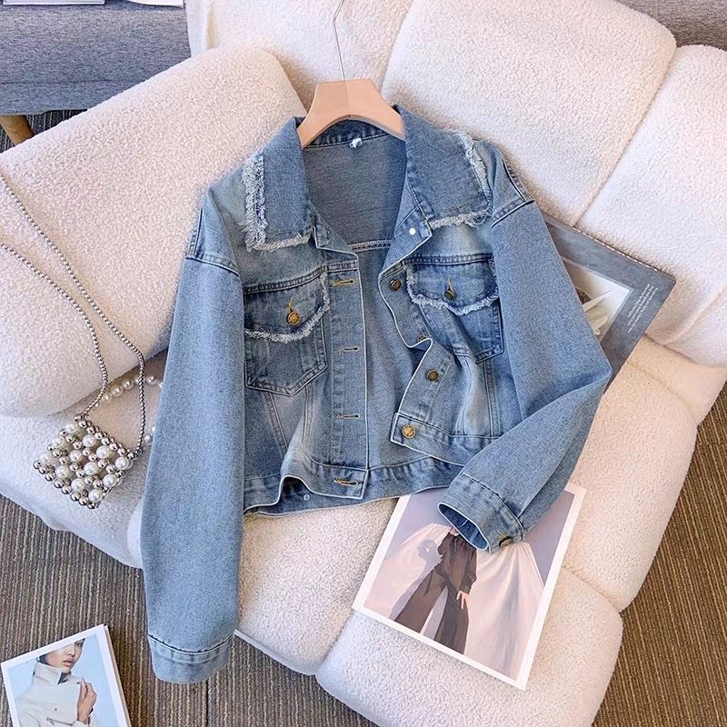 Damen cropped Denimjacke mit Fransen und Knopfdetails Drune