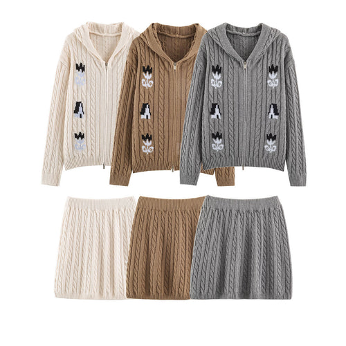 Damen Zweiteiliges Strick-Set mit Zipper-Kapuzenjacke und kurzem Zopfmuster-Rock Drune