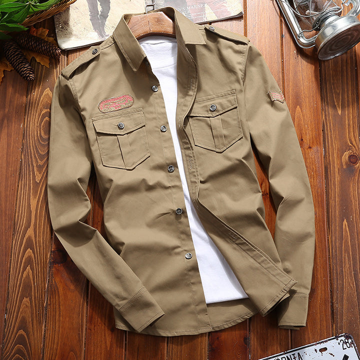 Herren Militärisch inspirierte Hemdjacke mit Epauletten, Brusttaschen und schmaler Passform Drune