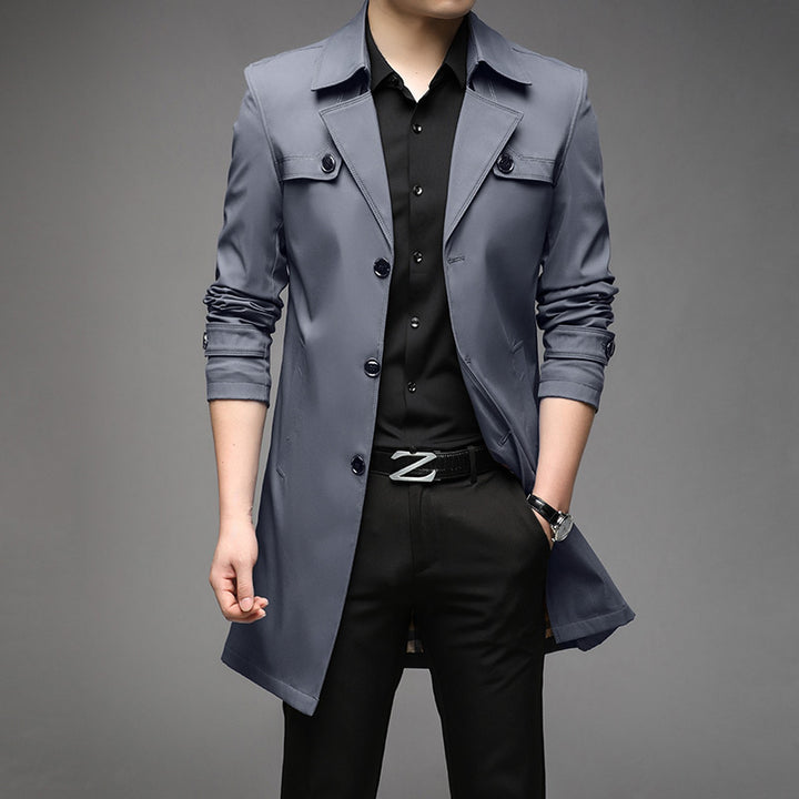 Herren Leichter Trenchcoat mit tailliertem Schnitt, Brustpatten und verstellbaren Ärmelriegeln Drune