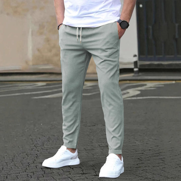 Herren Slim-Fit Jogginghose mit Kordelzug, Seitentaschen und schmalem Knöchelabschluss Drune