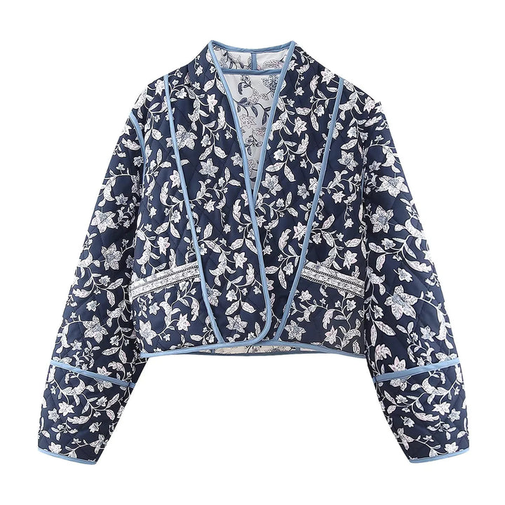 Damen nan gesteppte kurze Wende-Kimonojacke mit floraler Allover‑Steppung, offenem V‑Ausschnitt und kontrastierender Paspel Drune