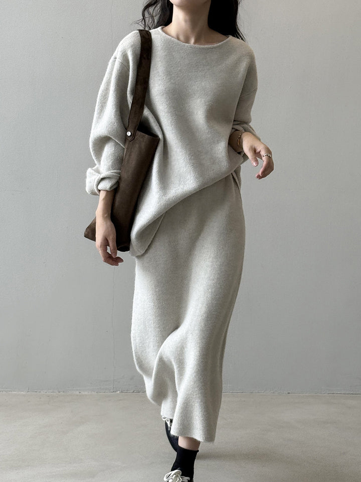 Damen Kuscheliges Strick-Set Oversize-Pullover mit weitem Rundhalsausschnitt und Midirock Drune