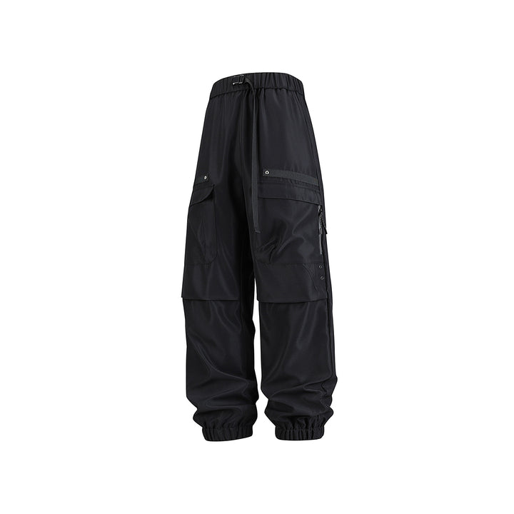 Herren weite Cargo-Jogginghose im Tech‑Utility‑Look mit elastischem Bund und multifunktionalen Klapptaschen Drune