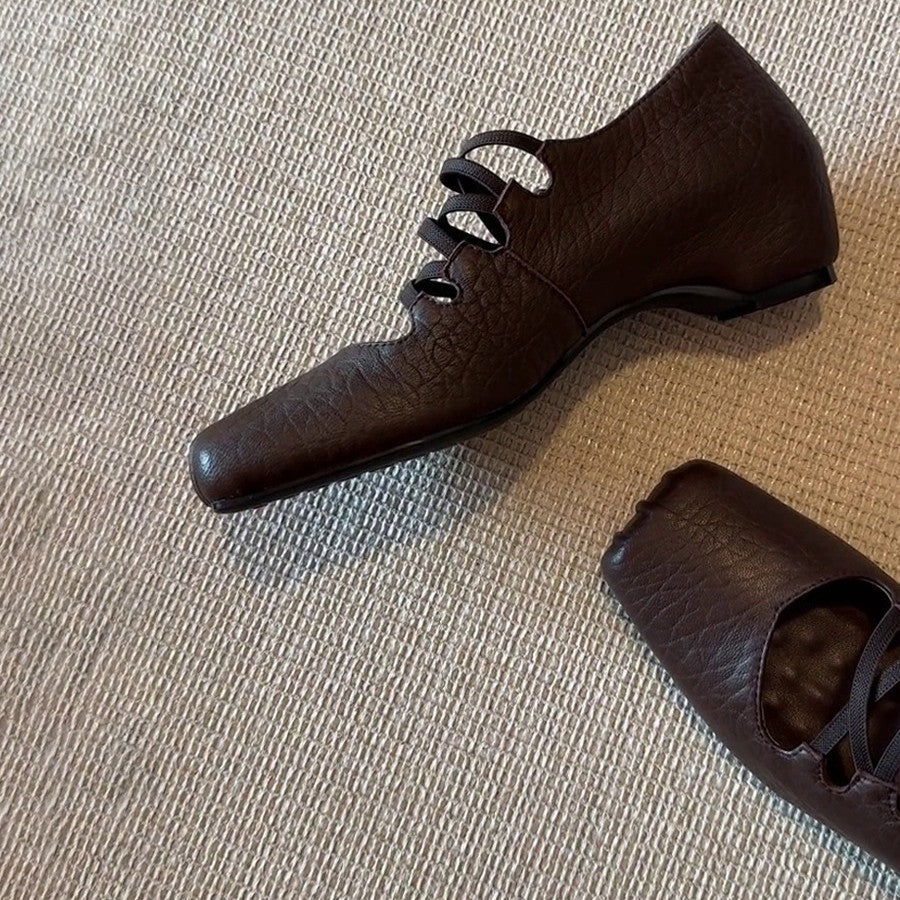 Damen Ballerina-Schuhe mit innovativer Riemenführung und weichem Leder Drune
