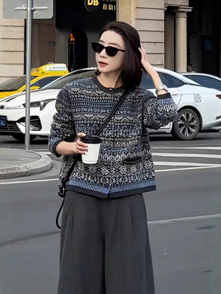 Damen Kurzjacke-Cardigan mit Jacquard‑Muster, Rippbündchen und Rundhals Drune