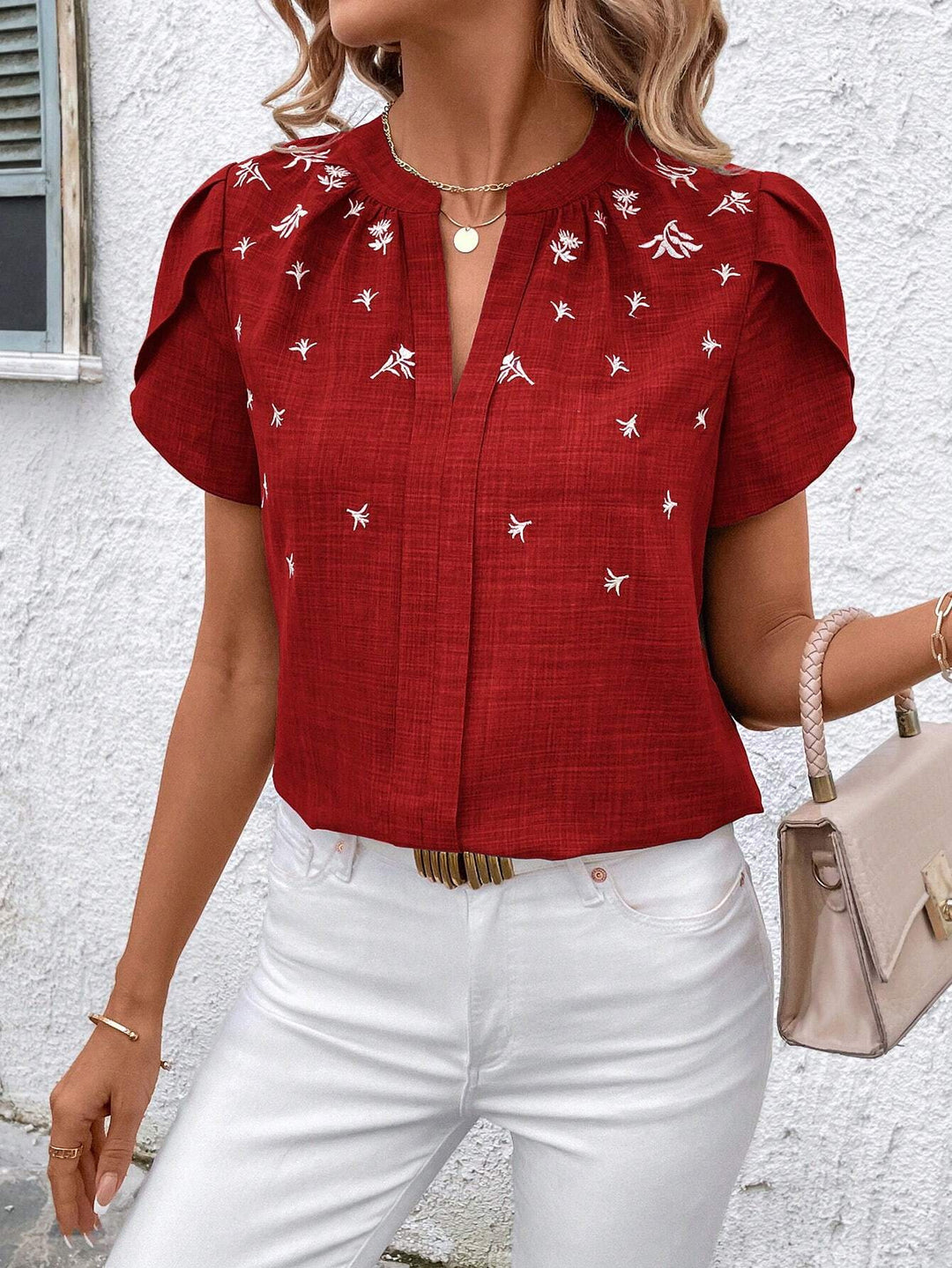 Damen Kurzbluse aus Leinenoptik mit Stehkragen, Zierfalte und floraler Stickerei Drune
