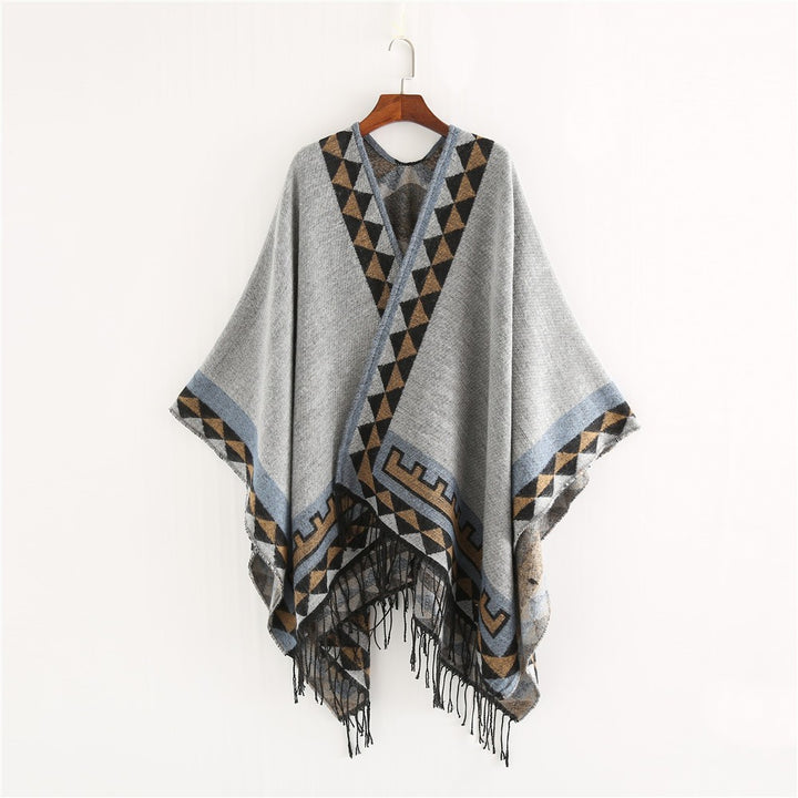 Damen Weichfallender Capeponcho mit Dreieck-Jacquard, Kontrastbordüre und Fransensaum Drune