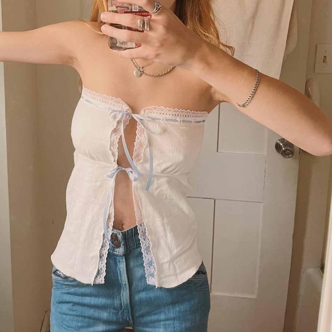 Damen Off-Shoulder Top mit Spitzenverzierungen und verspieltem Knoten Drune