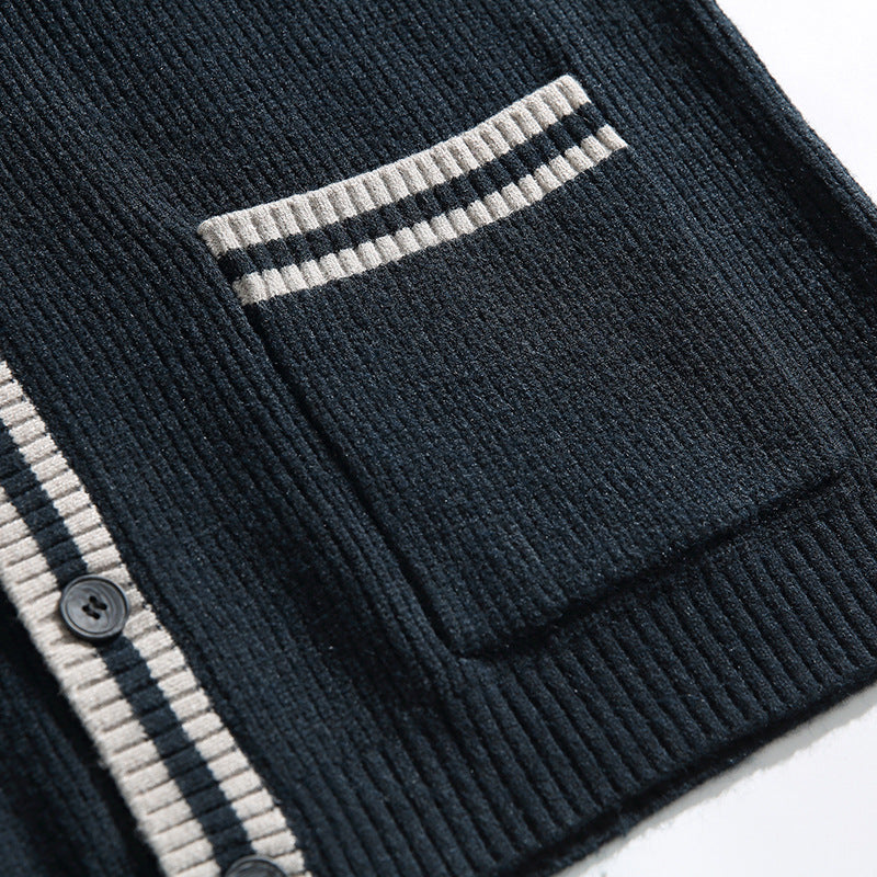 Unisex Oversize-Strickcardigan mit Kontraststreifen, V‑Ausschnitt und aufgesetzten Taschen Drune