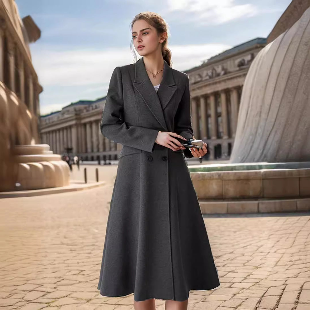 Damen eleganter Maximantel mit doppelter Knopfreihe und weit schwingendem Rock Drune
