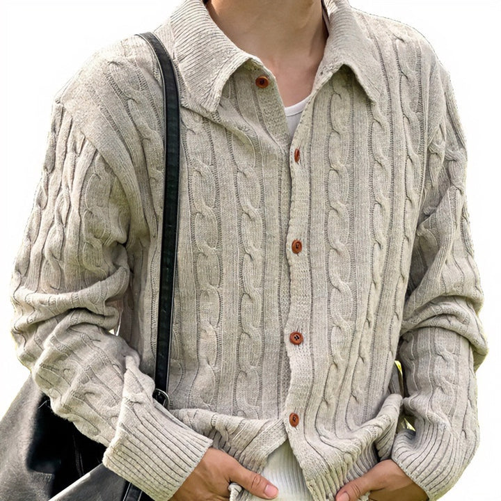 Herren Strickjacke mit Zopfmuster, Hemdkragen und durchgehender Knopfleiste Drune