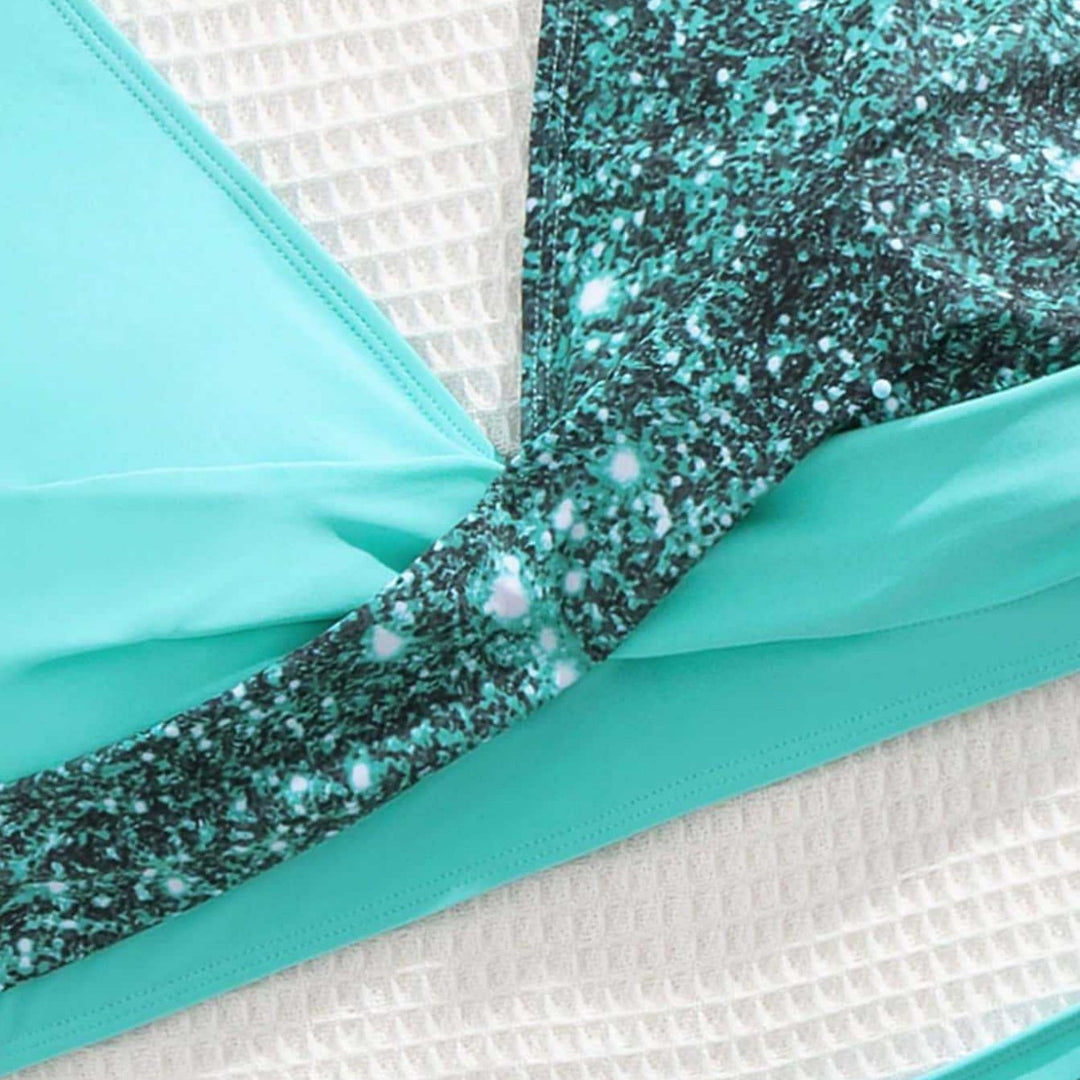 Damen Glänzender Bikinisatz mit Hochgeschnittenem Höschen Drune