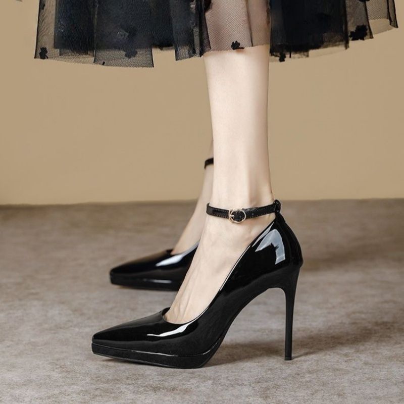 Damen spitze High Heel Pumps Drune