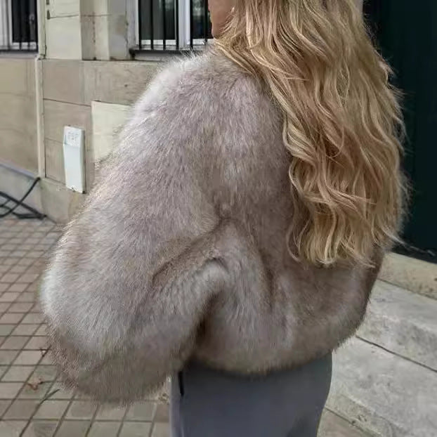Damen Kuschelige und elegante Kunstfelljacke Drune