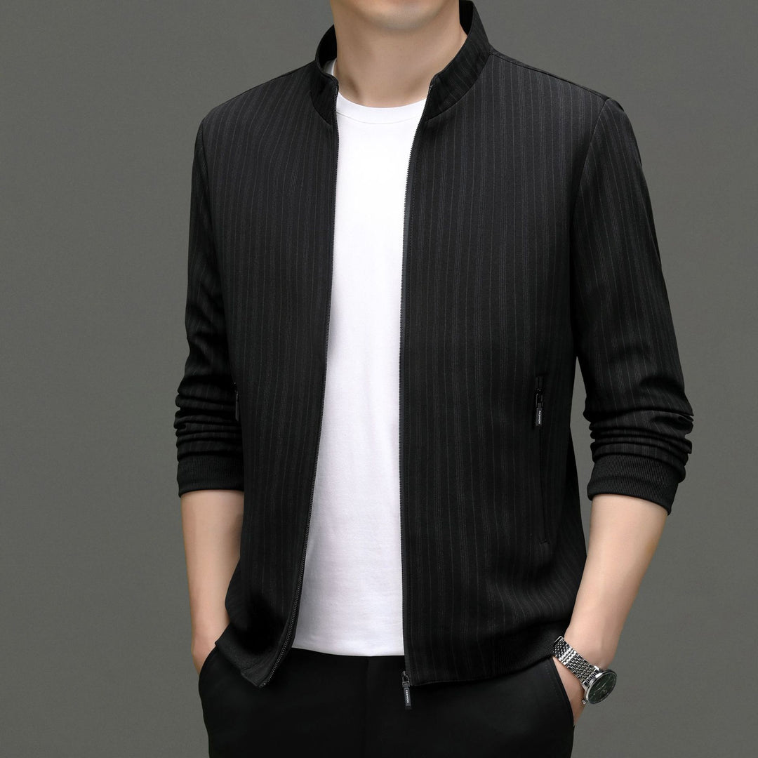 Herren elegante Strickjacke mit Stehkragen und feinen Streifen Drune