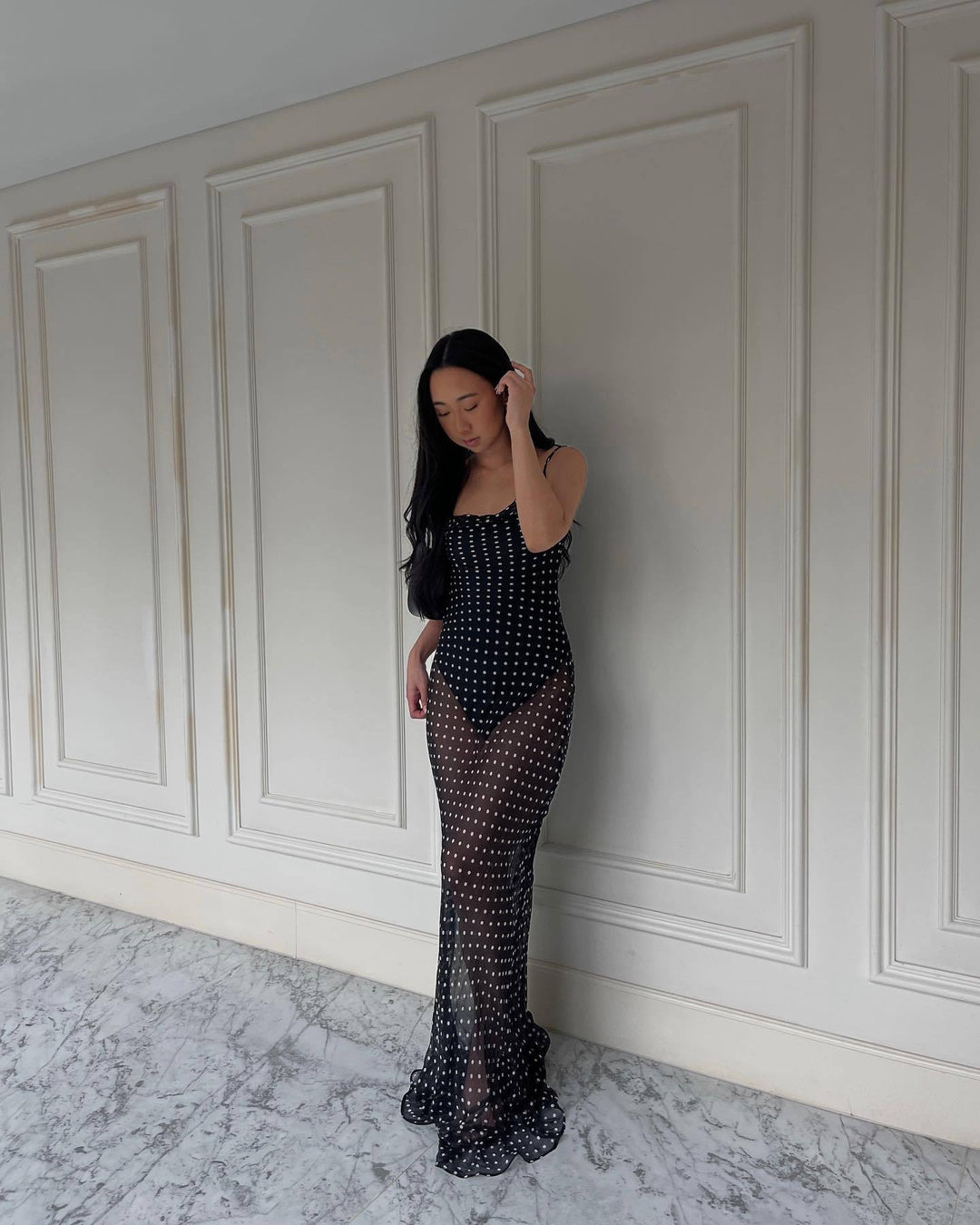 Damen transparenter Maxi-Kleid mit gepunktetem Design und verführerischen Rüschendetails Drune